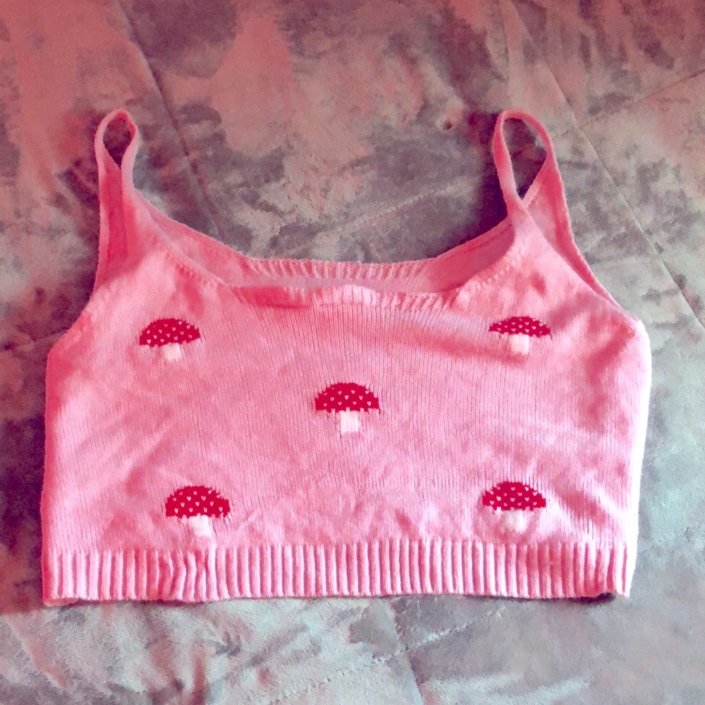 Plus out of touch mushroom crop top